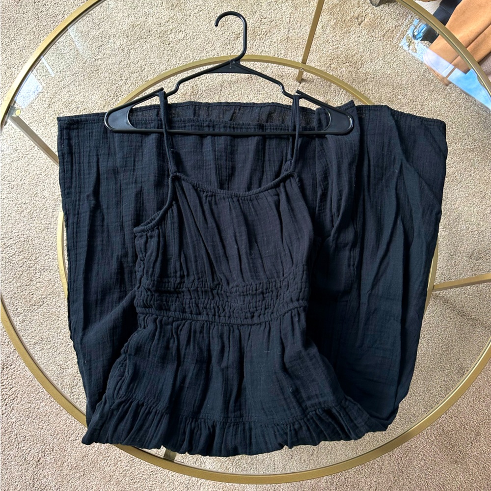 Black midi dress women’s small
